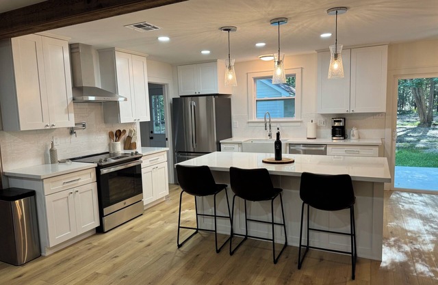 Quiet Northshore Retreat a few miles from Lake Pontchartrain’s shoreline!