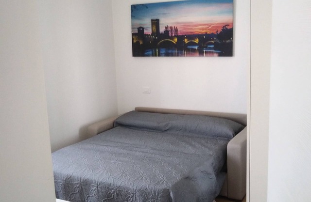 Quiet room in new apartment