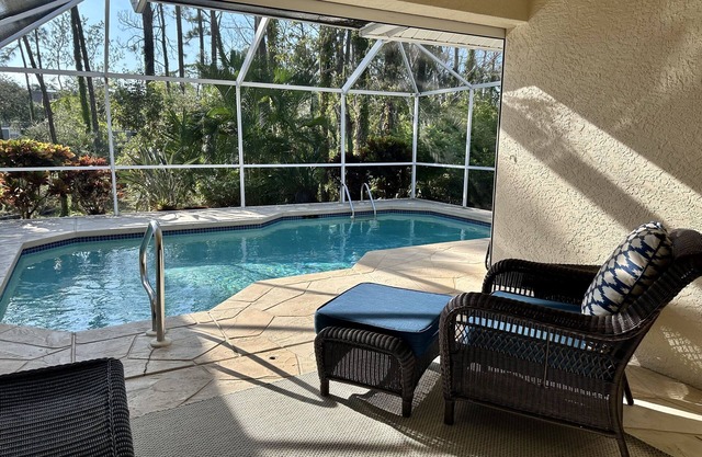 Quiet Winter Getaway 30 day minimum. 30 days needed for HOA to approve renters.