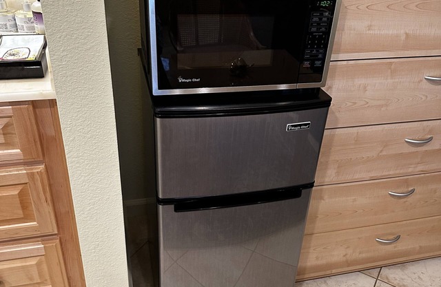 Quite Orinda In-Law for vacation or business traveler rental