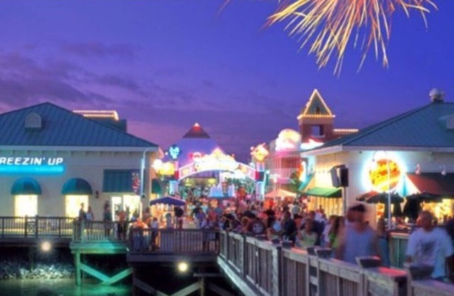 Quite warm location near golfing grounds and intercoastal waters and beaches.