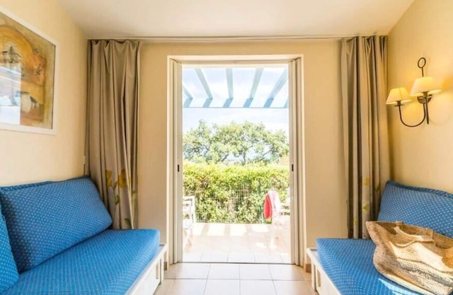 Résidence Pierre & Vacances Les Restanques du Golfe de Saint Tropez - Apartment for 5 people - 1 bedroom - Terrace or balcony