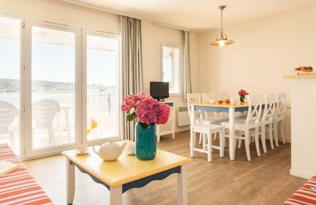Résidence Pierre & Vacances Cap Morgat - Apartment 6 people - 1 bedroom + 1 sleeping area - Terrace or balcony - Sea view