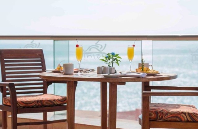 Raintree's Club Regina Kitchenette Suite Jan 24 to 31