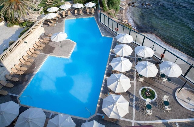 Ramada by Wyndham Attica Riviera