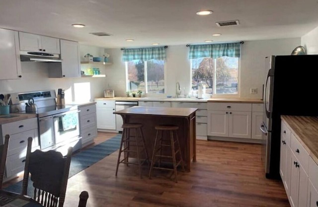 Ranch style country 4 bedroom 2 bath home