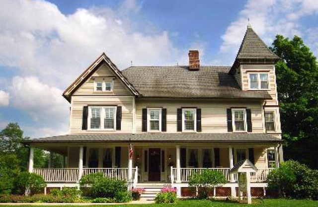 Raritan Inn