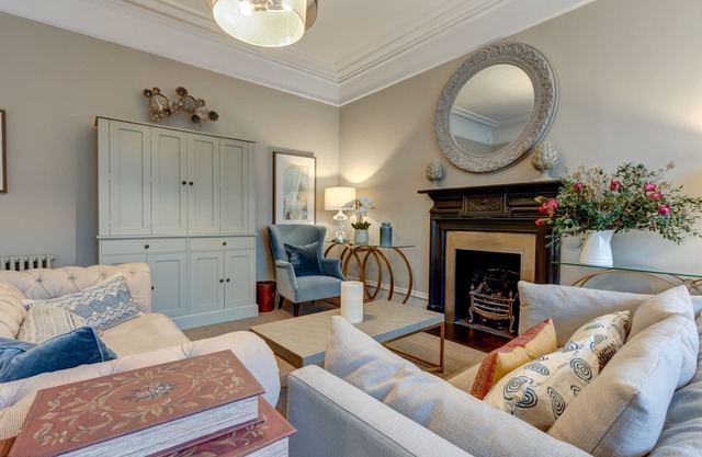 Rawlinson Road 10B | Oxford Holiday Let | 2 Beds & Sleeps 4