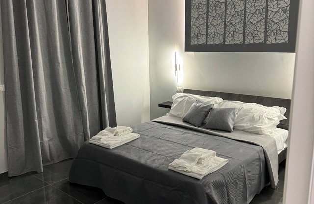 Reale Guest House , Accogliente e Rilassante ! A due Passi Dalletna !