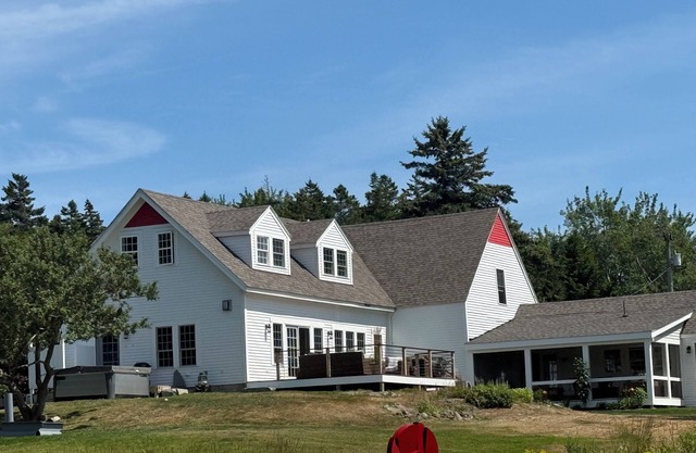 Red Peaks is your perfect multi-generational Maine getaway with Ocean views
