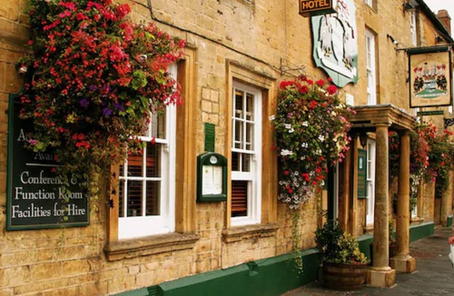 Redesdale Arms Hotel