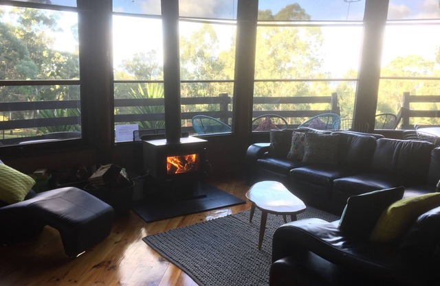 REDLANDS SEVILLE- Gwinganna (the Lookout)