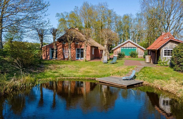 Reetdach Ostfriesenhaus - Appartement/fewo, Dusche, WC, 3 Schlafräume