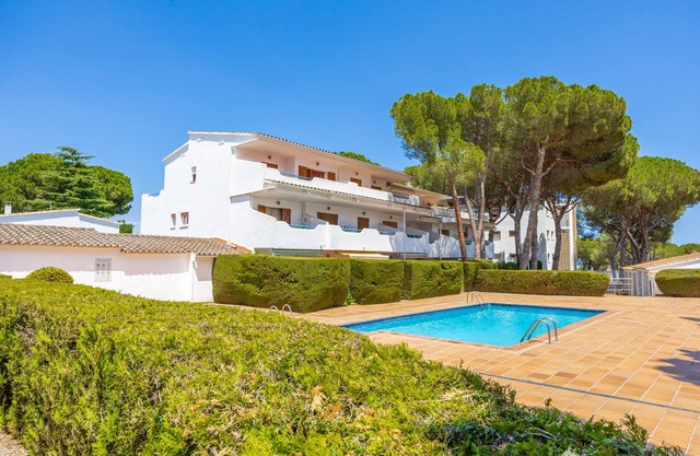 Ref. RIELLS BLAU: Apartment near Riells beach.