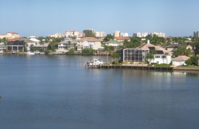 REGATTA Condo on the intercoastal waters-steps to the beach