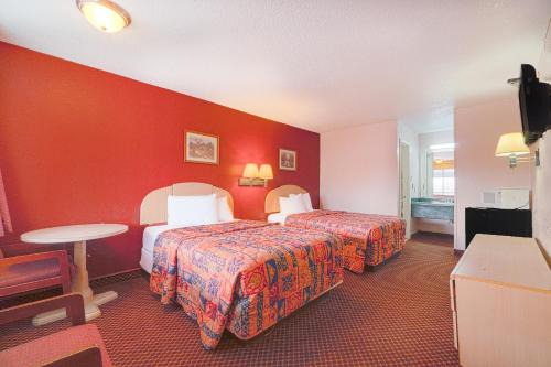 Regency Inn By OYO Three Rivers