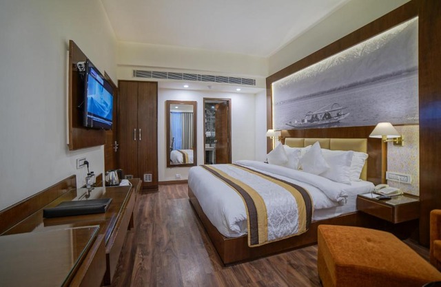 Regenta Central Srinagar, Rajbagh