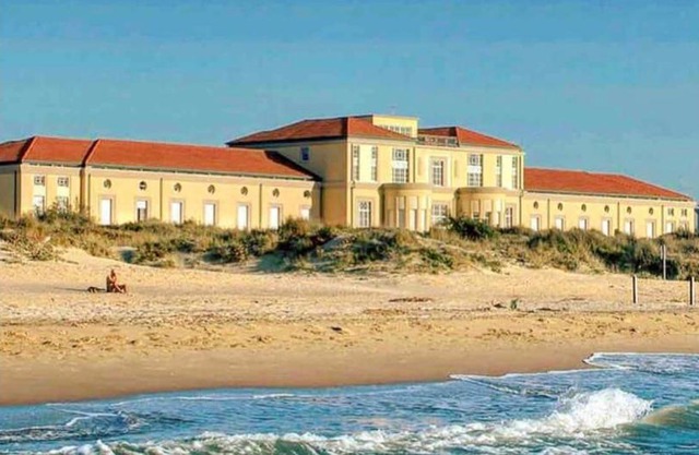 Regina Elena, Luminoso appartamento sulla spiaggia