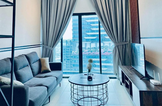 Reizz by Aayu Residences - 10mins to KLCC, 2 mins to Gleneagles Hospital