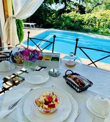 Relais Torre Dei Torti - Luxury Bed and Breakfast