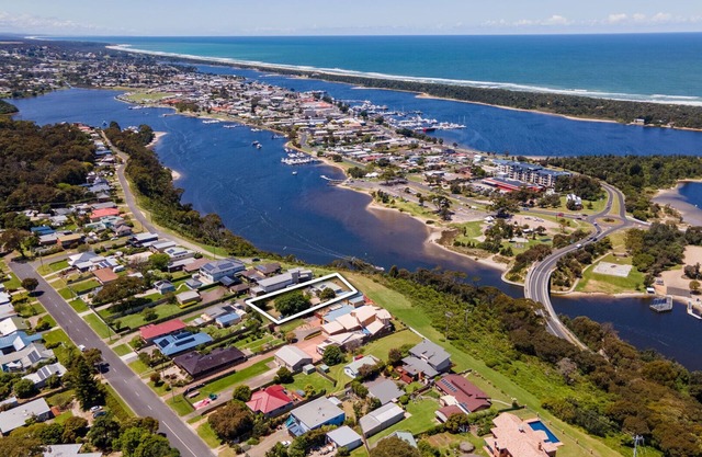 Relax and enjoy the magnificent 180-degree, uninterrupted water views