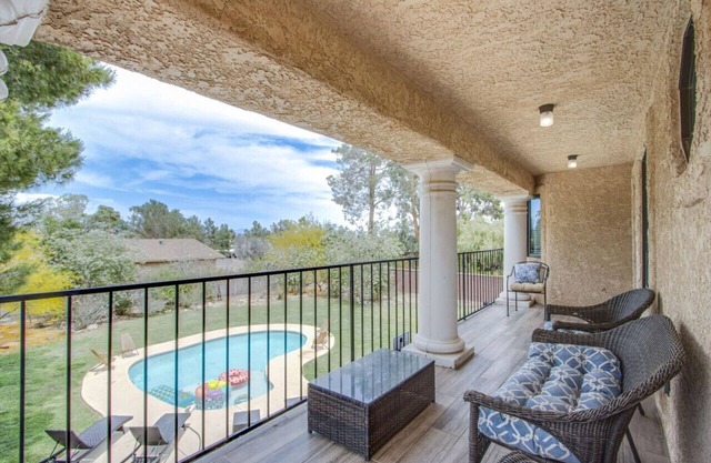 Relaxing Villa 3BR -Heart of Vegas- Sleeps 12