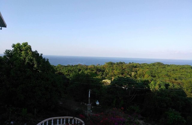 Remarkable 2-Bed Villa in Fair Prospect Sea View