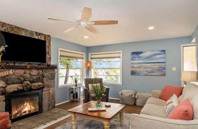 Remodeled! Enjoy the tranquility of a lakefront cottage on Van Etten Lake!