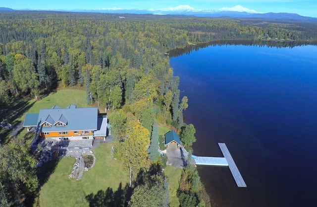 Remote Alaskan 7 Bedroom, 3 Bathroom Bunkhouse