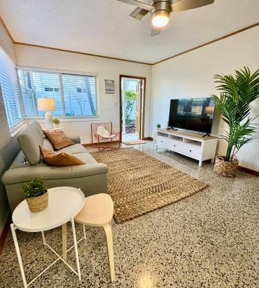 Renew Apart - Our Home Pompano