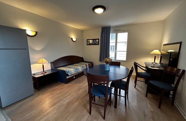 Renovated apartment near Thermes with pool and Wi-Fi
