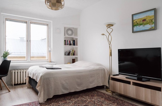 Renovated Top Floor Studio in Kallio