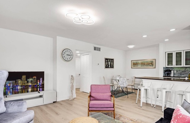 Rent 2/1 in Fort Lauderdale near Las Olas