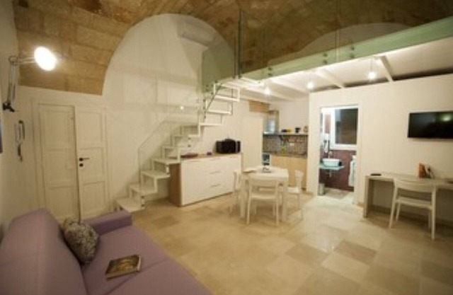 Residence at the Scala del Borgo