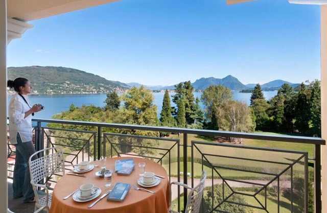 Residence Carl & Do - Baveno Three-room Apt. 4/5 Pax Sofa Bed Lake View (2 Bathrooms)