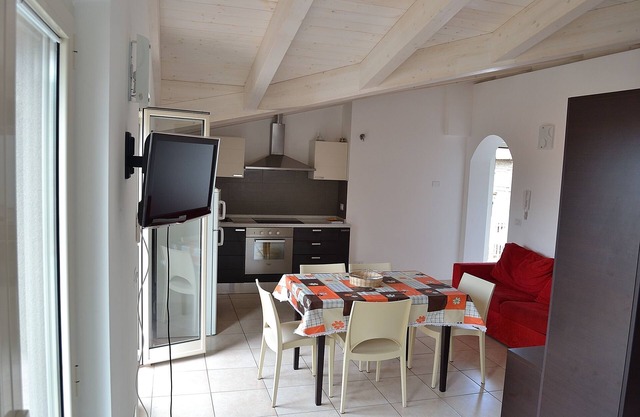 Residence Zoe, open space apartment, 150 meters from the sea, city center.