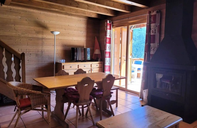 Residence Pra Roustan - 1/2 comfortable and spacious chalet for 6, beautiful mountain views, Pra Loup