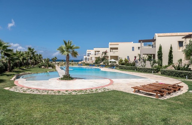 Resitour - Aphrodite Beachfront