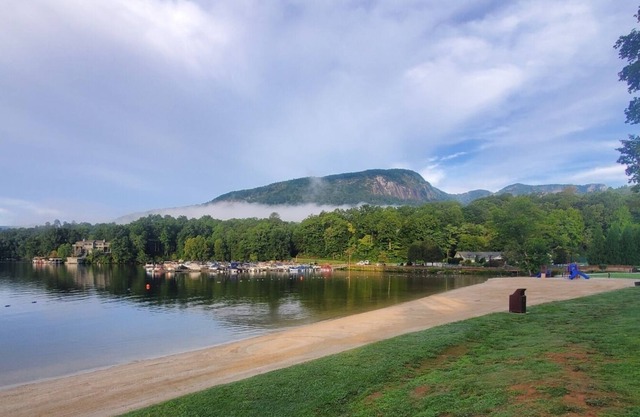 Resort Amenities in Western NC - Rumbling Bald Resort