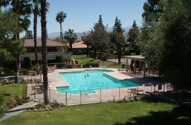 Resort Condo-Furnished-Utilities, Cable & WiFi Included.