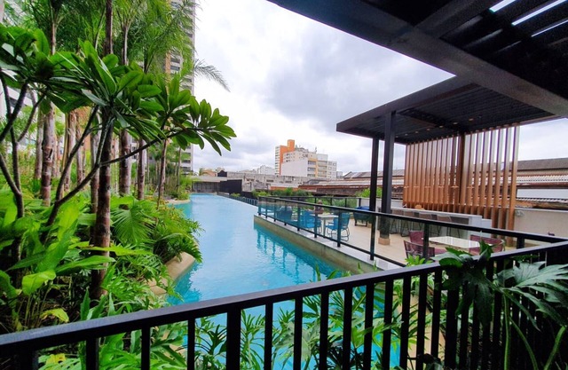 Resort, Piscina e Natureza em SP