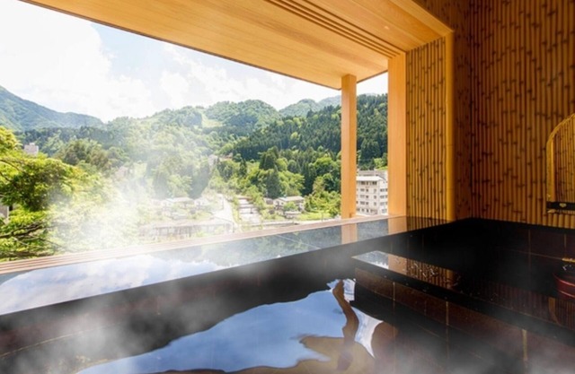 Retreat trip avoiding crowds A luxurious momen/Kurobe Toyama