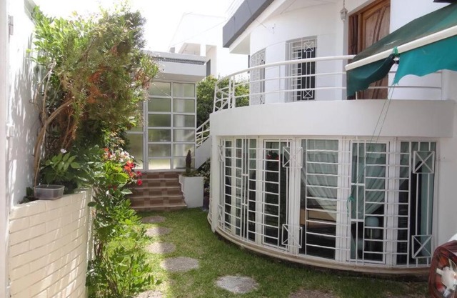 Rez de chaussée de Villa meublé