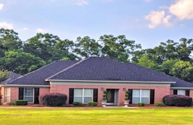 Richland Promise: 3 bdrm/3 bthrm