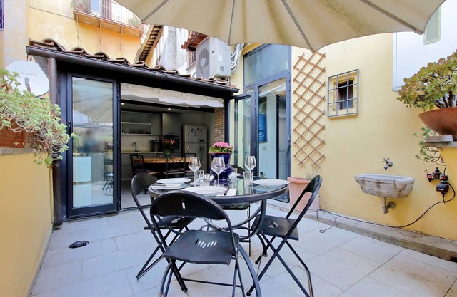 Ripa Terrace apartemnt in Trastevere district