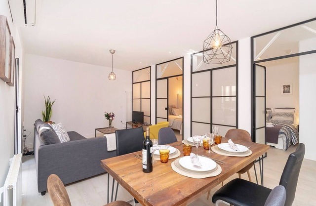 Risueño Apartamento cerca de Sol/Calle Encomienda