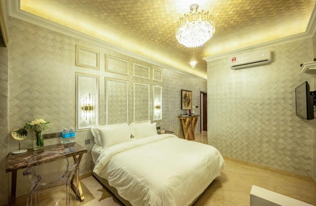Ritz Residence, Imago Mall Loft B