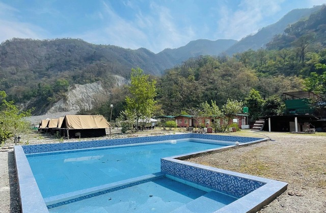 River Camp Cottages Rishikesh