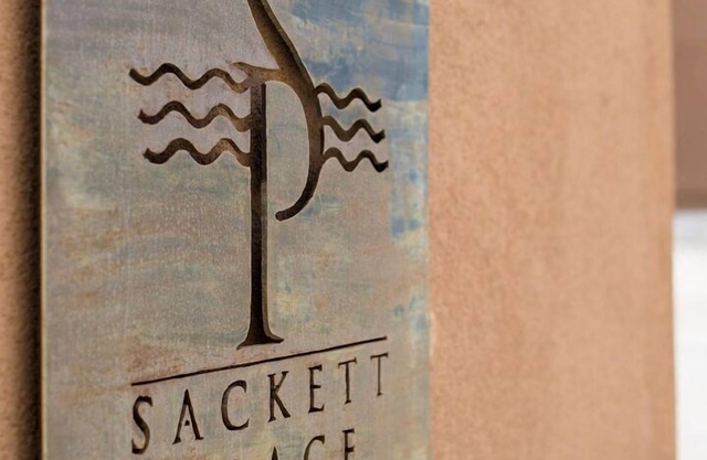 River Place on Sackett- Beautiful Condo on the River