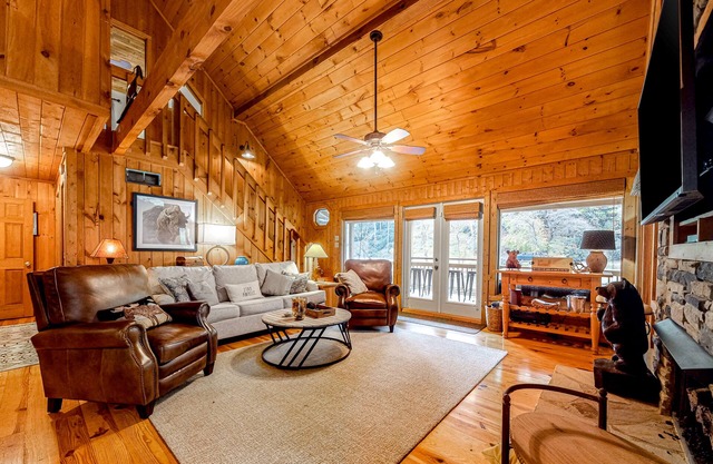 Riverfront home with amazing view, deck, firepit, & fireplace